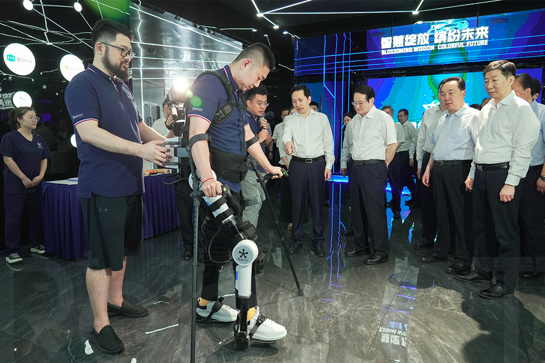 RoboCT Exoskeleton@ Hangzhou Future Science and Technology City Exhibition Hall